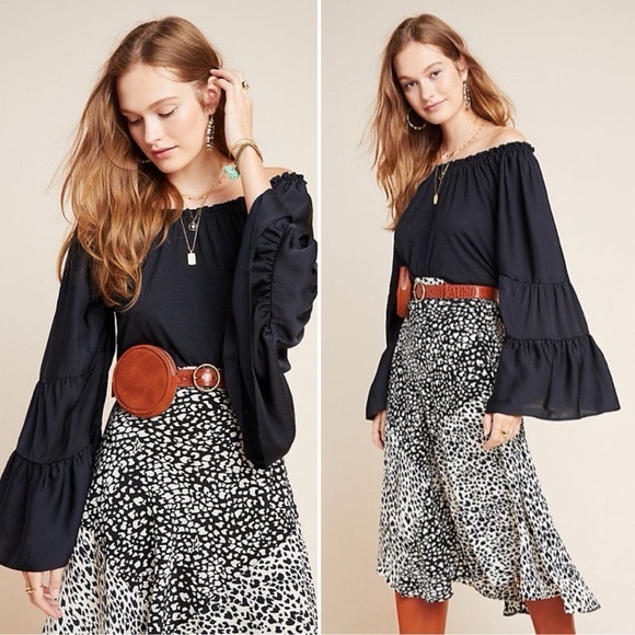 Anthropologie Tops - Anthropologie Gloria on / off shoulder Bell flare  tiered sleeve blouse Black M
